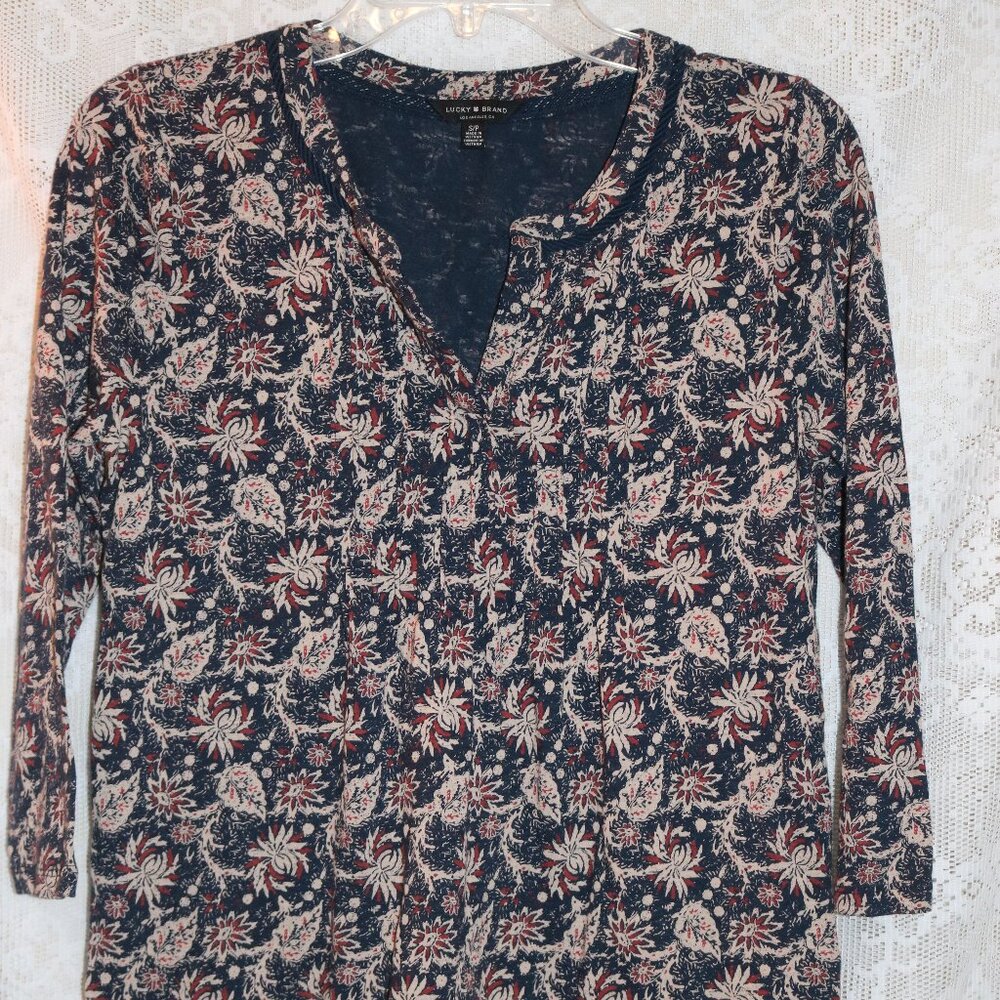 Lucky Brand cute top size s/p 3/4 sleeve